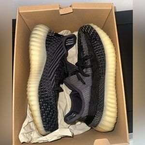 Yeezy Boost 350 V2 'Carbon'